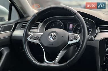 Универсал Volkswagen Passat 2019 в 