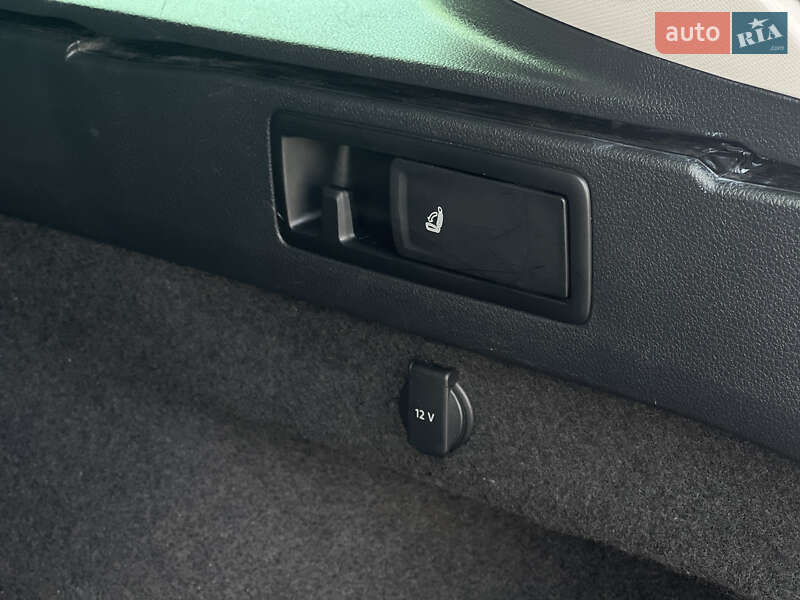 Універсал Volkswagen Passat 2019 в Ужгороді