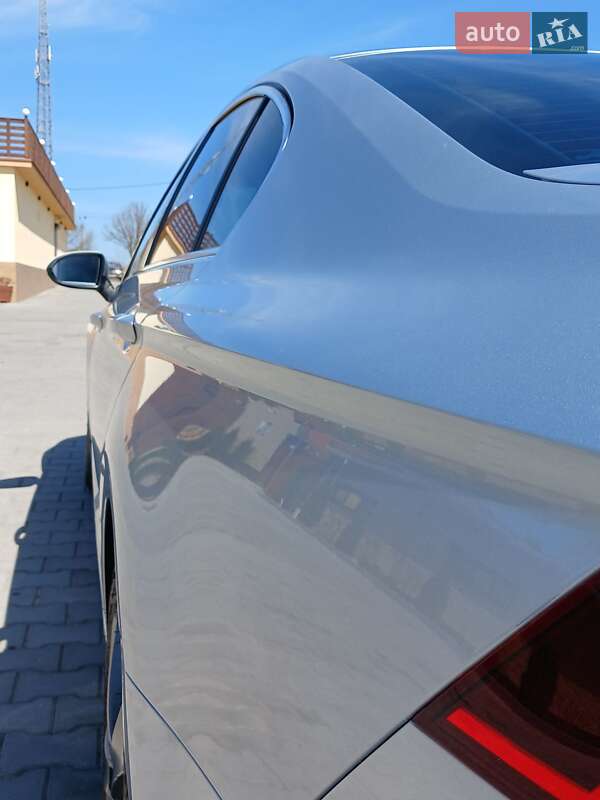 Седан Volkswagen Passat 2016 в Южном