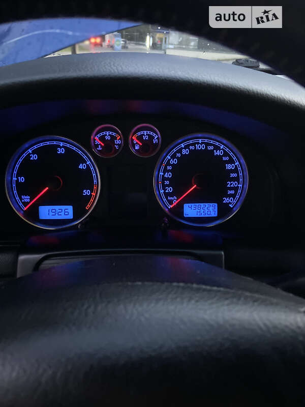 Седан Volkswagen Passat 2002 в Хмельницком фото 7 Седан Volkswagen Passat 2002 в Хмельницком
