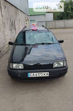 Универсал Volkswagen Passat 1993 в Черкассах