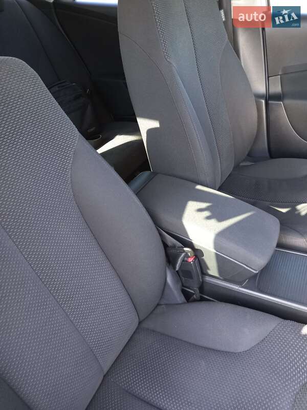 Універсал Volkswagen Passat 2007 в Обухові