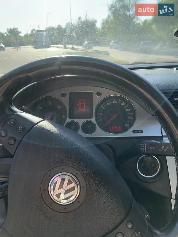 Седан Volkswagen Passat 2009 в 