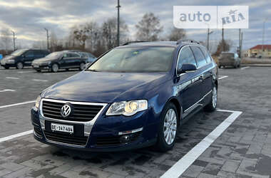 Універсал Volkswagen Passat 2009 в Луцьку