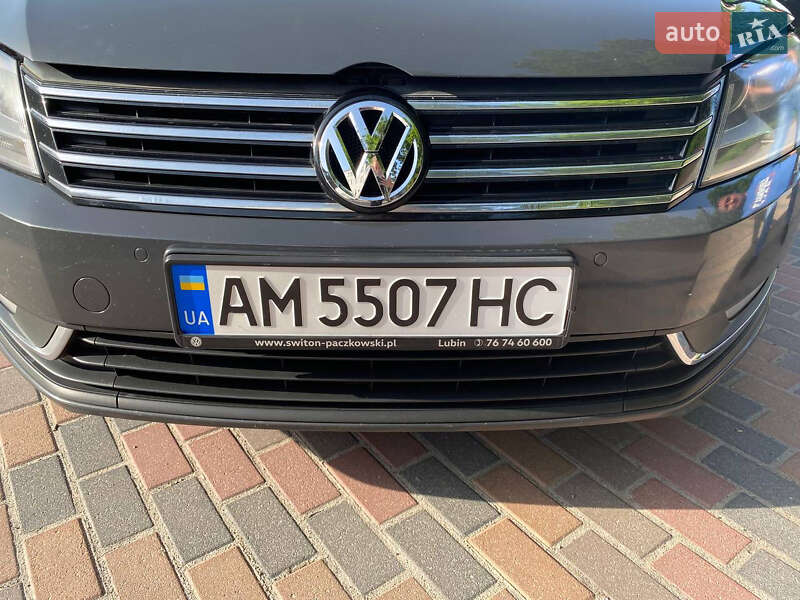 Седан Volkswagen Passat 2012 в Звягеле