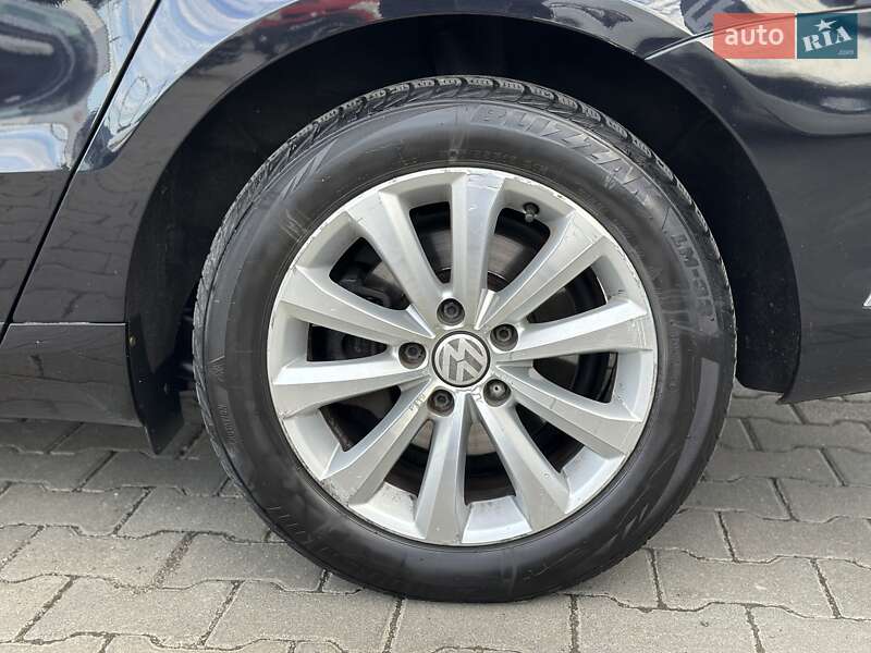 Универсал Volkswagen Passat 2014 в Черновцах фото 13 Универсал Volkswagen Passat 2014 в Черновцах