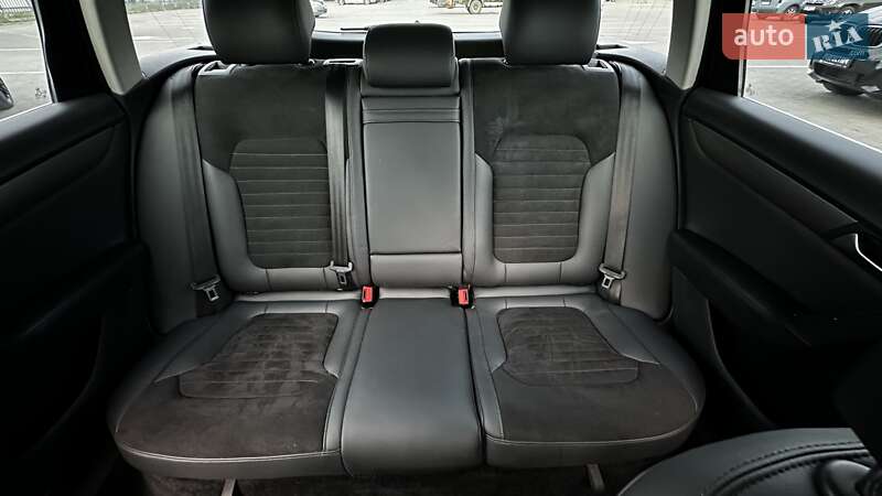 Универсал Volkswagen Passat 2014 в Черновцах фото 40 Универсал Volkswagen Passat 2014 в Черновцах