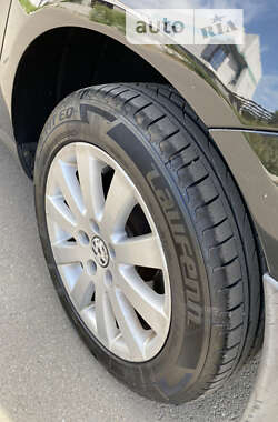 Седан Volkswagen Passat 2008 в Киеве