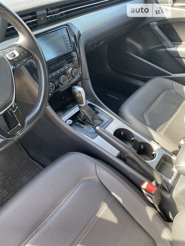 Седан Volkswagen Passat 2020 в Тальном