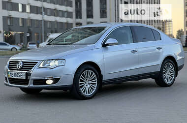 Седан Volkswagen Passat 2008 в Києві