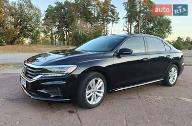 Седан Volkswagen Passat 2020 в Славутиче