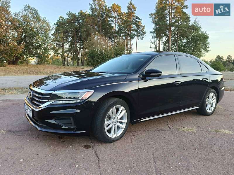 Седан Volkswagen Passat 2020 в Славутиче