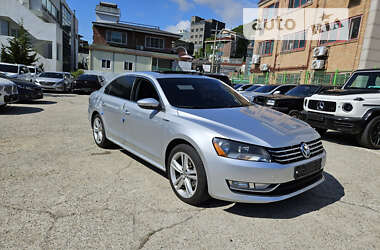 Седан Volkswagen Passat 2014 в Одесі