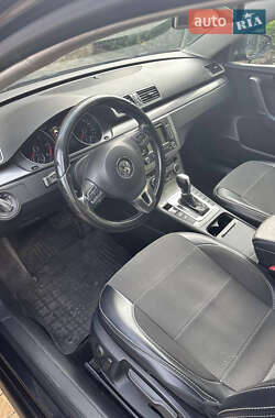 Универсал Volkswagen Passat 2014 в Львове