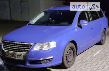 Универсал Volkswagen Passat 2006 в Киеве