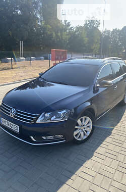 Универсал Volkswagen Passat 2014 в Житомире