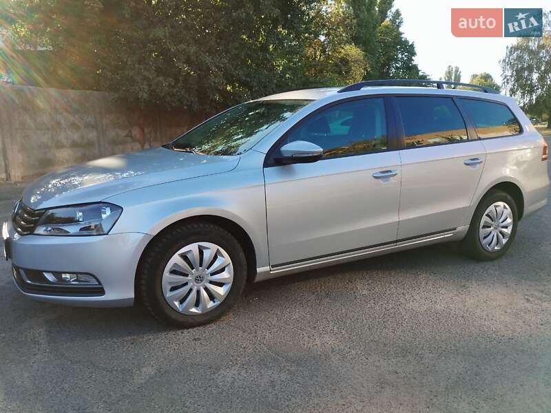 Универсал Volkswagen Passat 2013 в Черкассах
