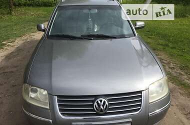 Універсал Volkswagen Passat 2001 в Полтаві