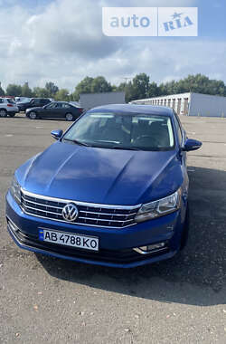 Седан Volkswagen Passat 2016 в Глевахе