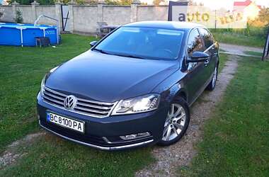 Седан Volkswagen Passat 2012 в Рудки