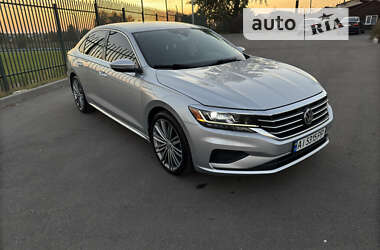 Седан Volkswagen Passat 2020 в Києві