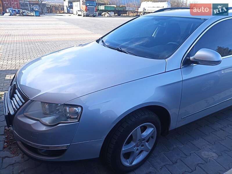 Універсал Volkswagen Passat 2008 в Вінниці