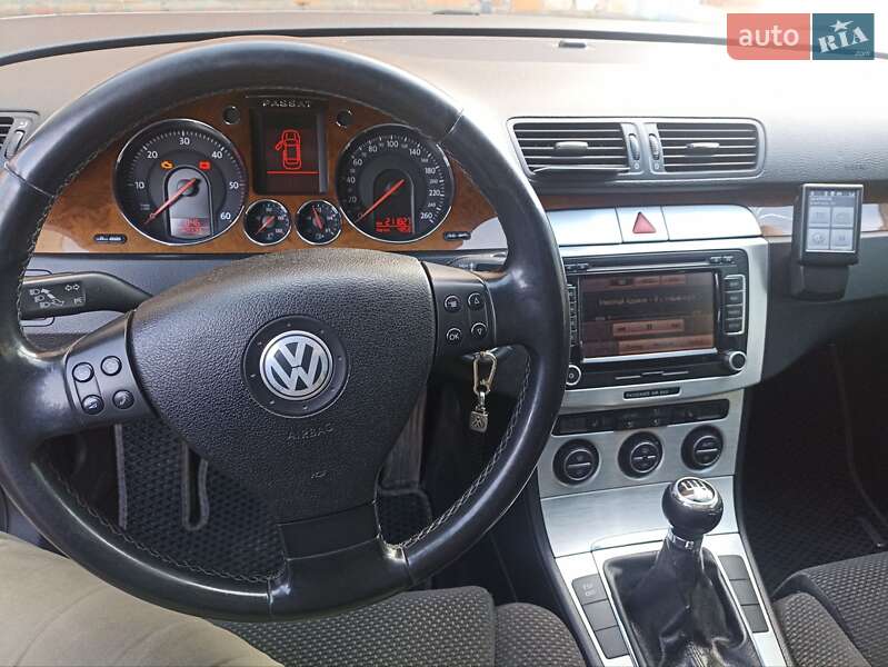 Універсал Volkswagen Passat 2008 в Вінниці