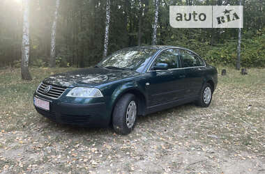 Седан Volkswagen Passat 2002 в Талалаевке