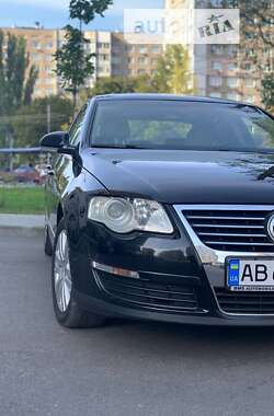 Седан Volkswagen Passat 2007 в Києві