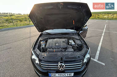Седан Volkswagen Passat 2012 в 