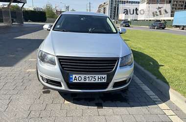 Седан Volkswagen Passat 2006 в Ужгороді