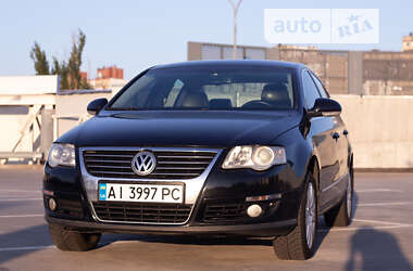 Седан Volkswagen Passat 2008 в Києві