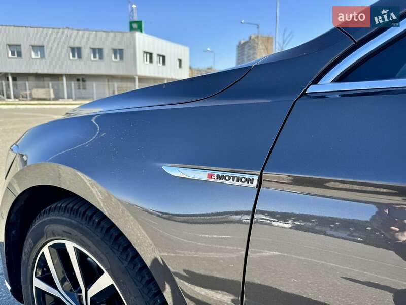 Седан Volkswagen Passat 2017 в Киеве