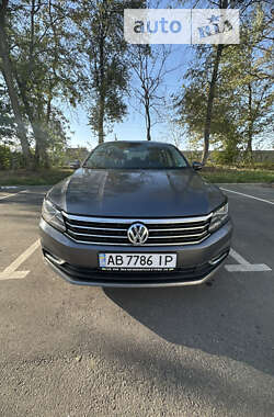 Седан Volkswagen Passat 2016 в Бердичеві