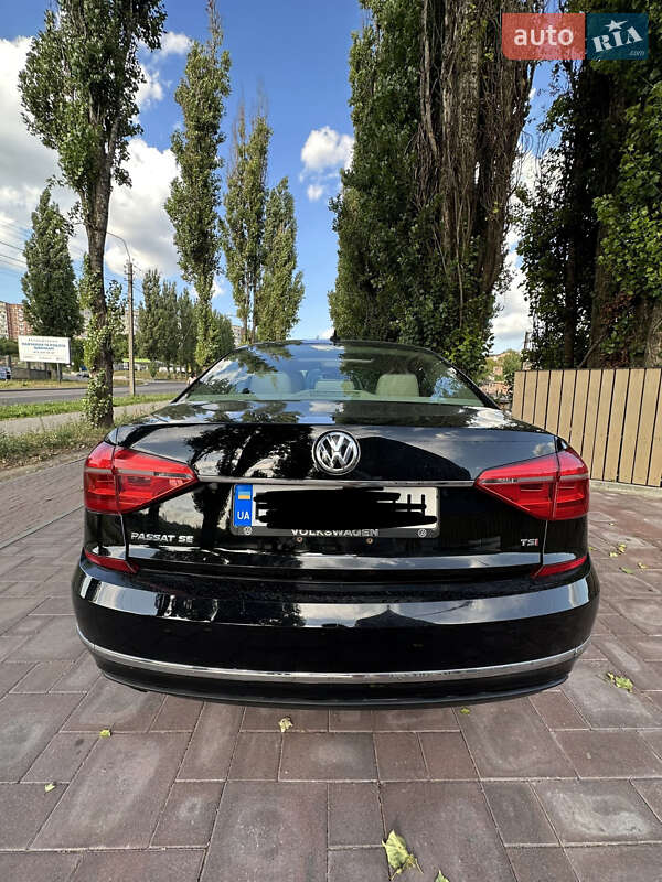 Седан Volkswagen Passat 2016 в Рівному