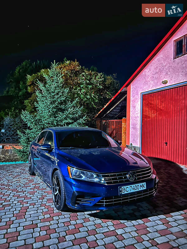 Седан Volkswagen Passat 2018 в Мостиске