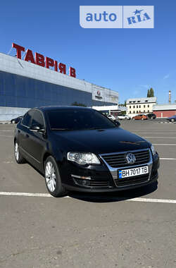 Седан Volkswagen Passat 2010 в Одесі