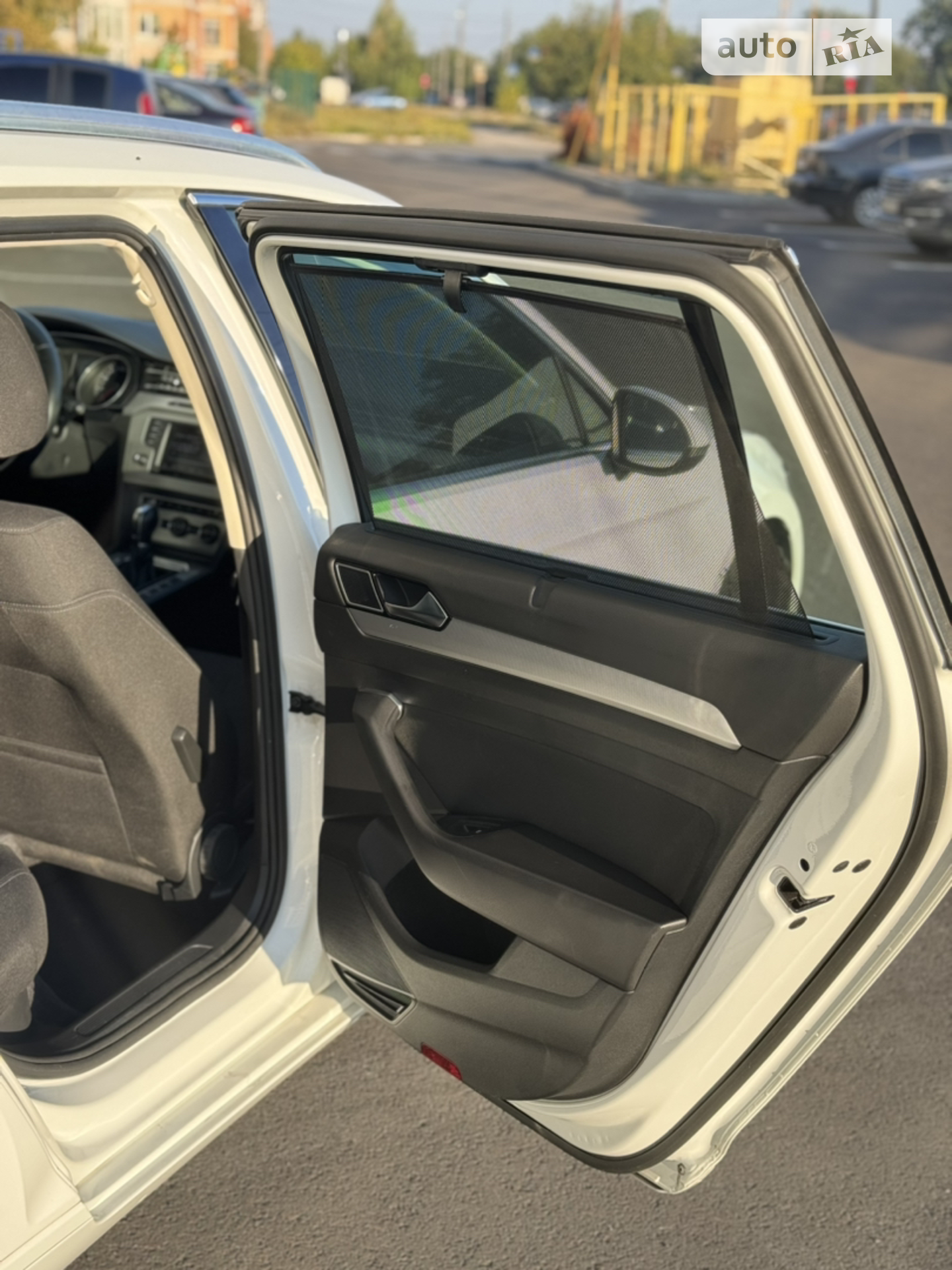 2015 Volkswagen Passat - мініатюра 12