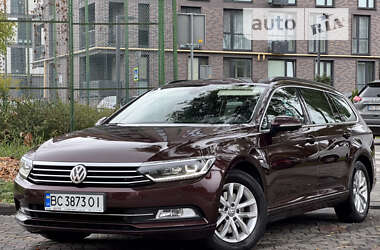 Универсал Volkswagen Passat 2018 в Львове