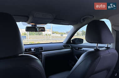Седан Volkswagen Passat 2015 в 