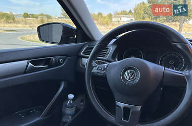 Седан Volkswagen Passat 2015 в 