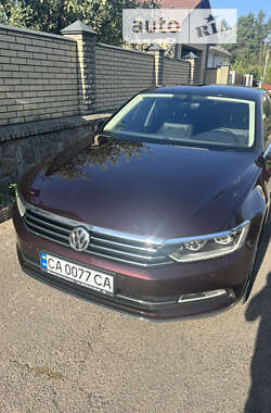 Седан Volkswagen Passat 2017 в Черкасах