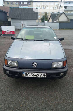 Седан Volkswagen Passat 1989 в Коломые