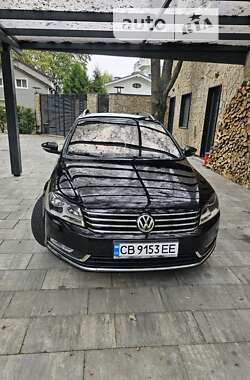 Универсал Volkswagen Passat 2013 в Киеве