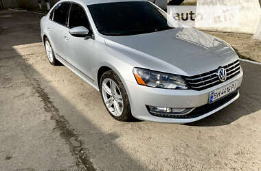 Седан Volkswagen Passat 2013 в Могилев-Подольске