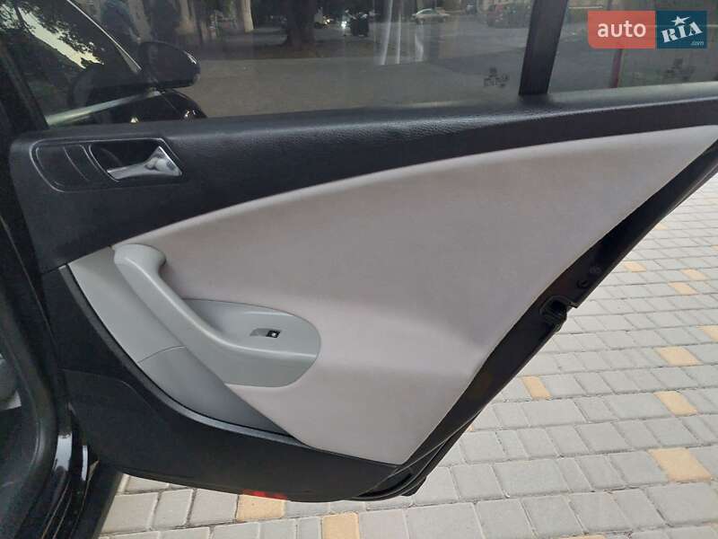 Седан Volkswagen Passat 2007 в Одесі