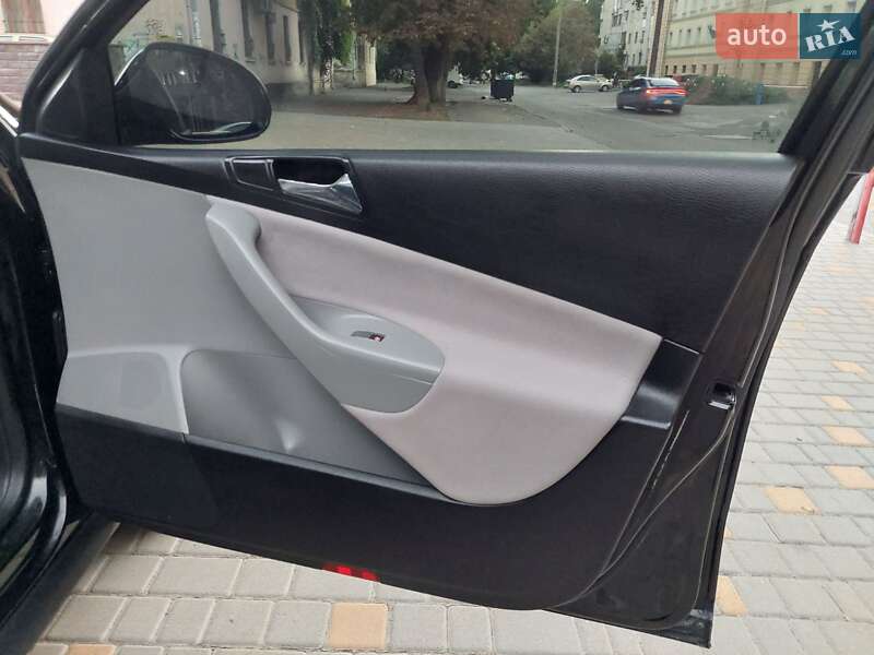 Седан Volkswagen Passat 2007 в Одесі