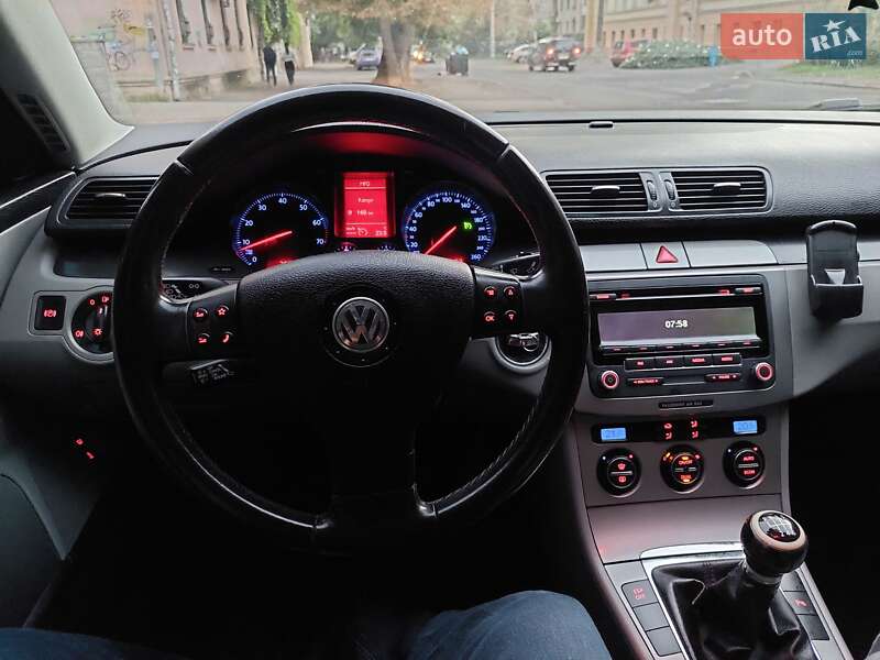 Седан Volkswagen Passat 2007 в Одесі