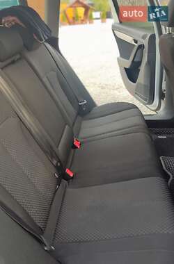 Универсал Volkswagen Passat 2012 в 