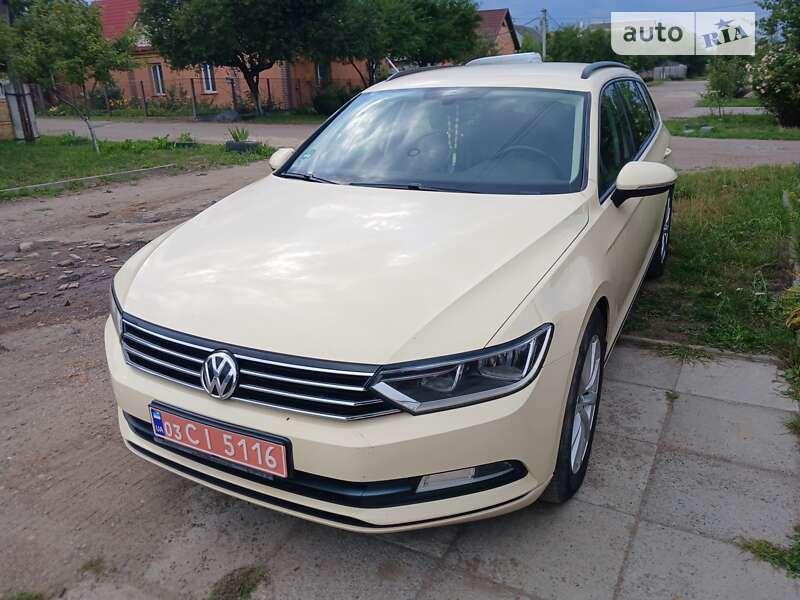 Универсал Volkswagen Passat 2017 в Житомире